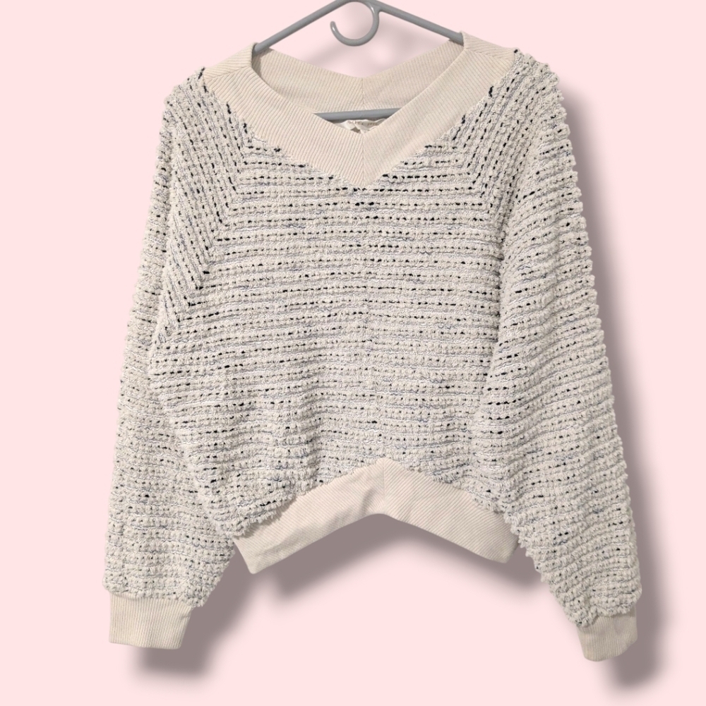 Joie White Soft Fluffy Cotton V-Neck Raglan Sleeve Slouchy Hester Sweater - Picture 2 of 9